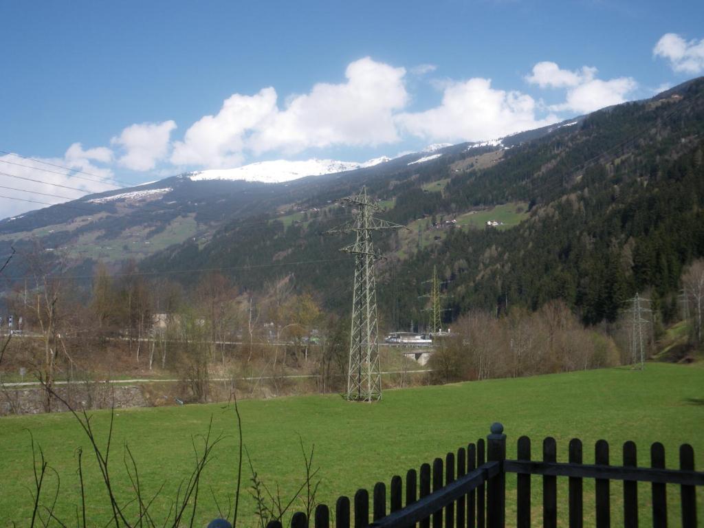 Haus Peter Schiestl Apartamento Zell am Ziller Exterior foto