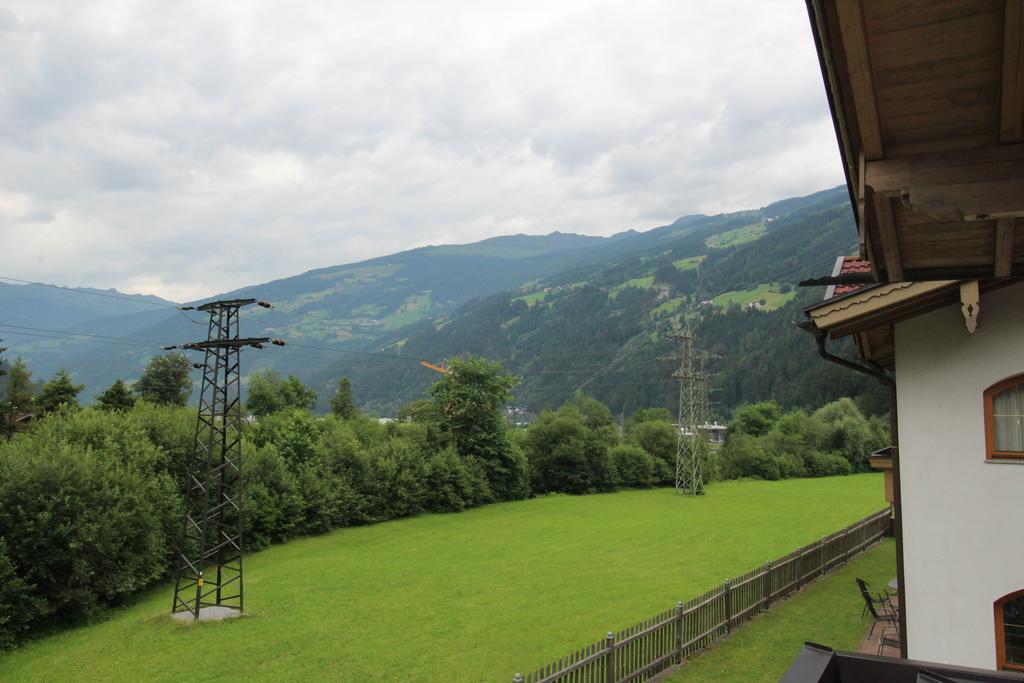 Haus Peter Schiestl Apartamento Zell am Ziller Exterior foto