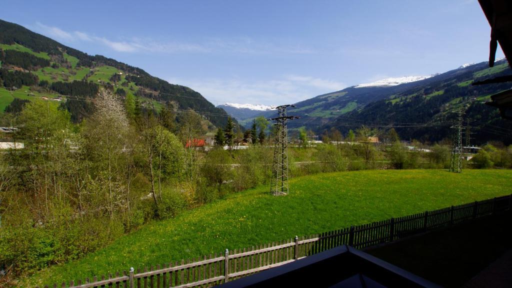 Haus Peter Schiestl Apartamento Zell am Ziller Exterior foto